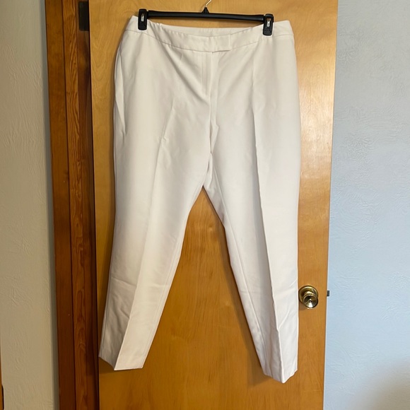Anne Klein Pants - 🤍 Anne Klein- winter white dress pants- 18W